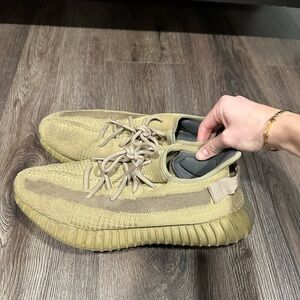 Adidas Men’s Yeezy Boost 350 V2 'Earth' size 11.5 sku fx9033